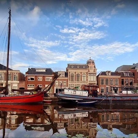 B&B Aan De Gracht Leeuwarden Eksteriør billede